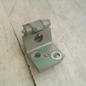 Vedd meg most CITROEN XSARA PICASSO -04 Jobb első alsó ajtózsanér bontott alkatrész