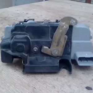 Vedd meg online CITROEN XSARA PICASSO -04 Jobb hátsó ajtó zárszerkezet központi záras bontott alkatrész