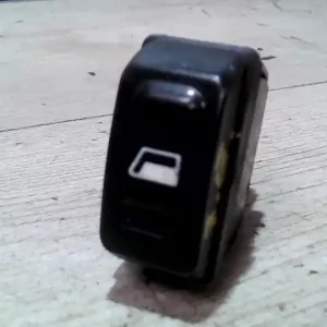 Újdonság CITROEN XSARA PICASSO 04- Jobb első ablakemelő kapcsoló 5 ajtós bontott alkatrész