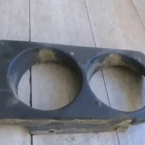 DACIA 1310 Jobb első fényszórókeret bontott alkatrész Ajánlat