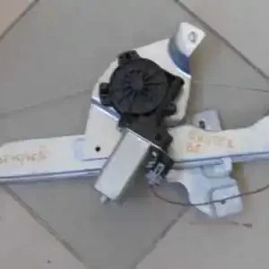 DACIA DUSTER Bal első ablakemelő szerkezet elektromos bontott alkatrész Ingyenes szállítás