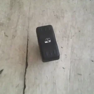 Gyors szállítás DACIA LOGAN 04.11-08.06 Ablakemelő kapcsoló pozíció független bontott alkatrész