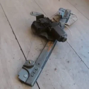 Szezonális akció DACIA LOGAN 04.11-08.06 Bal hátsó ablakemelő szerkezet elektromos 4 ajtós bontott alkatrész