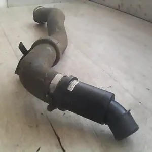 Korlátozott ajánlat DACIA LOGAN 04.11-08.06 Intercooler cső 1.5d gumi bontott alkatrész