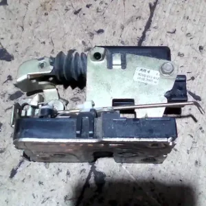 DACIA LOGAN 04.11-08.06 Jobb első ajtó zárszerkezet központizáras bontott alkatrész Kedvezmény