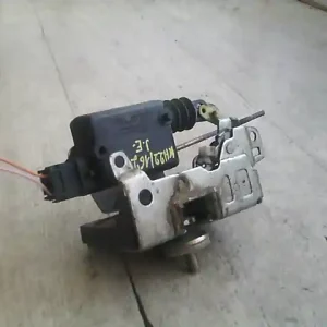 Kihagyhatatlan ajánlat DACIA LOGAN 04.11-08.06 Jobb első ajtó zárszerkezet központizáras bontott alkatrész