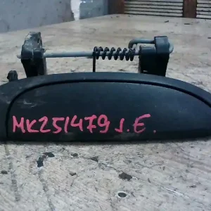 DACIA LOGAN 04.11-08.06 Jobb első külső kilincsbontott alkatrész Újdonság