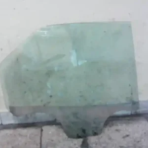 Biztonságos vásárlás DACIA LOGAN 04.11-08.06 Jobb hátsó ajtóüveg zöld (4 ajtós) bontott alkatrész