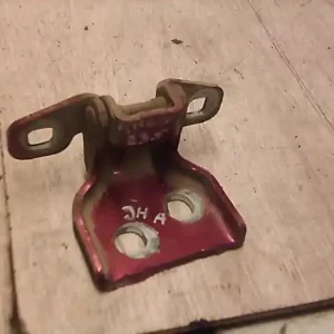 DACIA LOGAN 04.11-08.06 Jobb hátsó alsó ajtózsanér bontott alkatrész Outlet