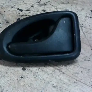 Legnépszerűbb DACIA LOGAN 04.11-08.06 Jobb hátsó belső kilincs bontott alkatrész