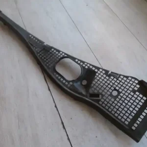 Kedvezmény DACIA LOGAN 04.11-08.06 Jobb levélrács bontott alkatrész