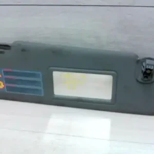 Biztonságos fizetés DACIA LOGAN 04.11-08.06 Jobb napellenző bontott alkatrész