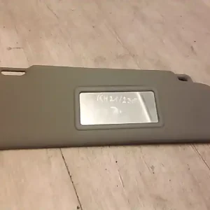 DACIA LOGAN 04.11-08.06 Jobb napellenző bontott alkatrész Korlátozott ajánlat