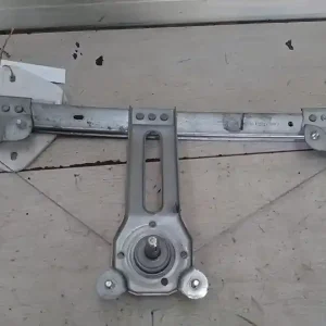 DACIA LOGAN MCV 04.11-0812 Bal hátsó ablakemelő szerkezet mechanikus bowdenes 4 ajtós bontott alkatrész Szuper ajánlat