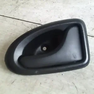 DACIA LOGAN MCV 04.11-0812 Jobb első belső kilincs bontott alkatrész Utolsó esély