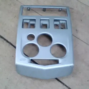 Legnépszerűbb DACIA LOGAN MCV 04.11-0812 Középkonzol keret bontott alkatrész