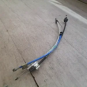 DACIA SANDERO Ajtózár bowden bontott alkatrész Korlátozott ajánlat