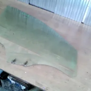 DACIA Sandero Stepway 2012.09.27-2016.12.31 Jobb első ajtóüveg bontott alkatrész Árengedmény