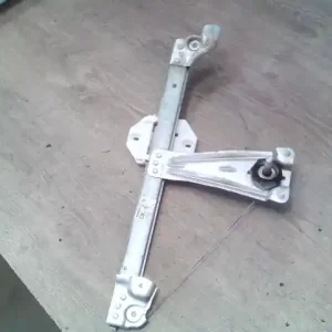 DACIA Sandero Stepway 2012.09.27-2016.12.31 Jobb hátsó ablakemelő szerkezet bontott alkatrész Prémium