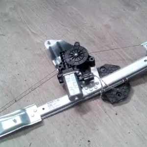 Utolsó esély DACIA Sandero Stepway 2012.09.27-2016.12.31 Bal első ablakemelő szerkezet elektromos bontott alkatrész