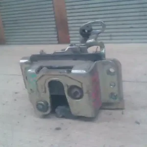 Vedd meg online DAEWOO ESPERO Bal első ajtó zárszerkezet mechanikus bontott alkatrész