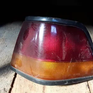 Expressz kézbesítés DAEWOO ESPERO Jobb hátsó lámpa bontott alkatrész