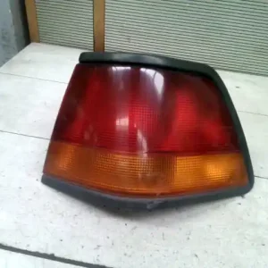 DAEWOO ESPERO Jobb hátsó lámpa 4 ajtós bontott alkatrész Legnépszerűbb