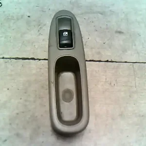 DAEWOO Evanda Jobb hátsó ablakemelő kapcsoló bontott alkatrész Kedvezményes ár