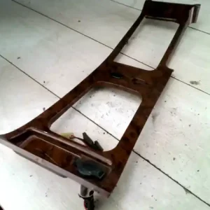 Népszerű DAEWOO Evanda Középkonzol keret bontott alkatrész