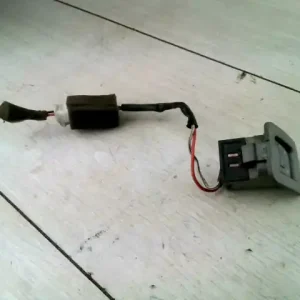 DAEWOO Evanda Tankajtó nyitó kar bontott alkatrész Prémium