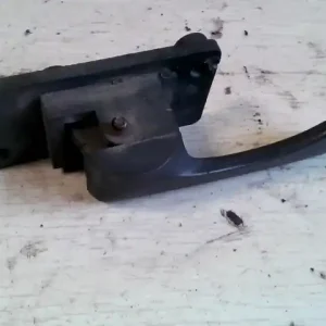 Nézd meg most DAEWOO FSO Bal hátsó belső kilincs bontott alkatrész