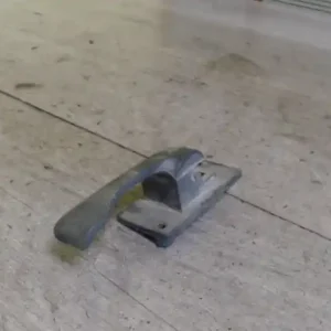 Alacsony ár DAEWOO FSO Bal hátsó belső kilincs 4 ajtós bontott alkatrész