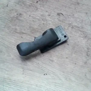 Vedd meg most DAEWOO FSO Jobb első belső kilincs bontott alkatrész