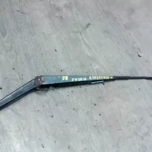 Korlátozott ajánlat DAEWOO KALOS Ablaktörlő kar bal első 4 ajtós bontott alkatrész