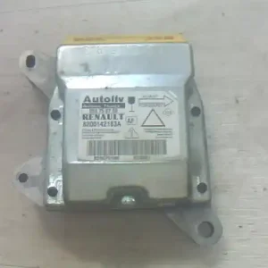 Vedd meg most RENAULT LAGUNA 00-05 Légzsák indító elektronika bontott alkatrész