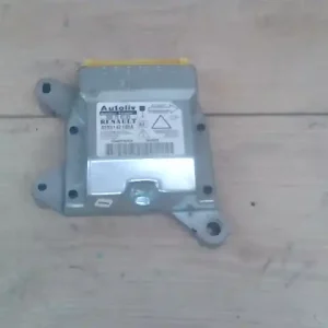 Árengedmény RENAULT LAGUNA 00-05 Légzsák vezérlőegység bontott alkatrész