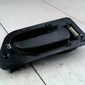 Vedd meg most RENAULT LAGUNA 94-98 Jobb első belső kilincs bontott alkatrész