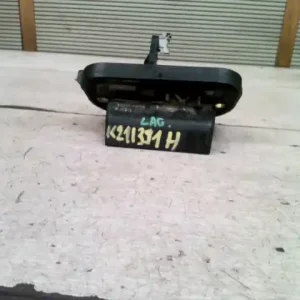 Vedd meg online RENAULT LAGUNA 98- Csomagtérajtó kilincs kombi bontott alkatrész