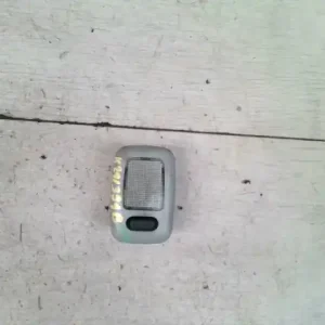 Vedd meg most RENAULT LAGUNA 98- Utastér világítás hátsó bal oldali, kombi bontott alkatrész