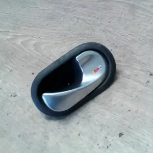 Vedd meg most RENAULT MEGANE 02-05 Jobb első belső kilincs bontott alkatrész