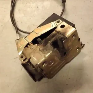 Ajánlat RENAULT MEGANE 95-99 Bal hátsó ajtó zárszerkezet mechanikus bontott alkatrész