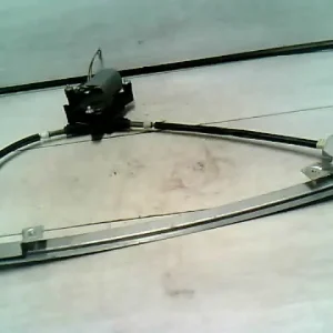 Vedd meg most RENAULT MEGANE 95-99 Jobb első ablakemelő szerkezet elektromos bontott alkatrész