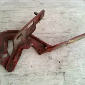 Vásárlói kedvenc RENAULT MEGANE 95-99 Motorháztető jobb zsanér bontott alkatrész