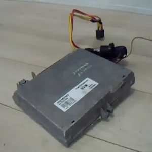 Vedd meg online RENAULT MEGANE 95-99 Motorvezérlő egység ecu pcm modul 1.4ibontott alkatrész