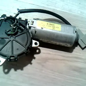 Ajánlat RENAULT MEGANE 99-02 Ablaktörlő motor hátsó 5 ajtósbontott alkatrész