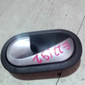 Ajánlat RENAULT MEGANE 99-02 Bal első belső kilincs bontott alkatrész