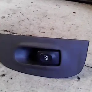 Árcsökkenés RENAULT MEGANE 99-02 Jobb első ablakemelő kapcsoló bontott alkatrész