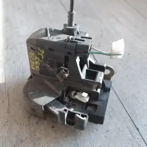 Végkiárusítás RENAULT MEGANE 99-02 Jobb első ajtó zárszerkezet központizáras kombi bontott alkatrész