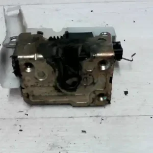 Akciós ár RENAULT MEGANE SCENIC 97-99 Bal hátsó ajtó zárszerkezet központi záras 5 ajtós központizáras bontott alkatrész