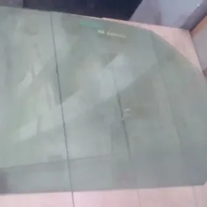 Árcsökkenés RENAULT MEGANE SCENIC 97-99 Bal hátsó ajtóüveg bontott alkatrész